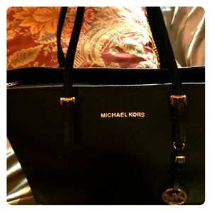 Michael Kors leather purse